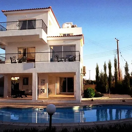 Villa Petros *